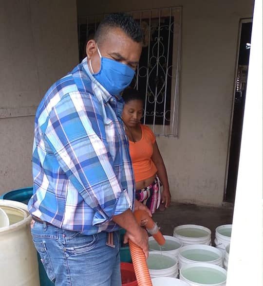 ABASTECIMIENTO DE AGUA EN EL EN EL BARRIO LA FABELA DEL SECTOR BALDRAMINA.