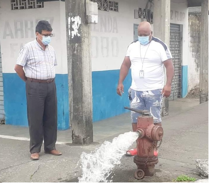 LA LIMPIEZA Y MANTENIMIENTO DE AGUA POTABLE ES IMPORTANTE PARA LA EPMAPAQ.