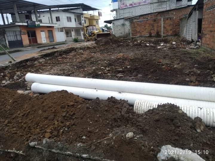 CAMBIO E INSTALACIÓN DE 30 METROS DE COLECTOR TERCIARIO UBICADO EN LA AVENIDA SAN RAFAEL DIAGONAL AL TERMINAL.
