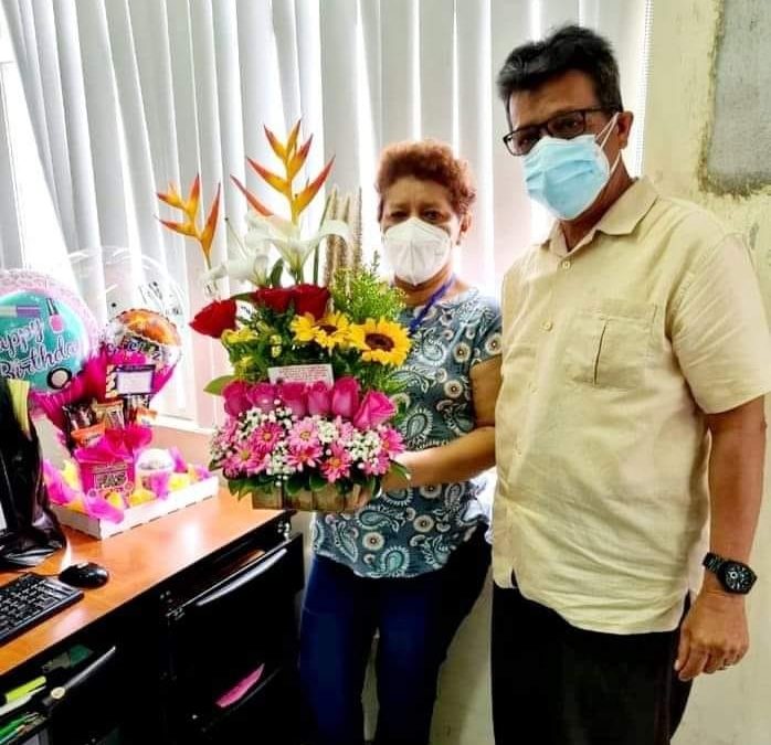 FELICITACIONES EN SU CUMPLEAÑOS LCDA. KATTY OLVERA.