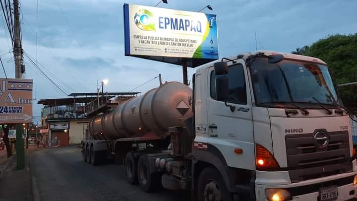 LA EPMAPAQ RECIBE INSUMO PARA POTABILIZACIÓN DE AGUA.