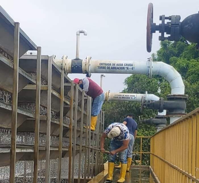 MANTENIMIENTO CONSTANTE DE LA PLANTA DE TRATAMIENTO DE AGUA POTABLE DE QUEVEDO.