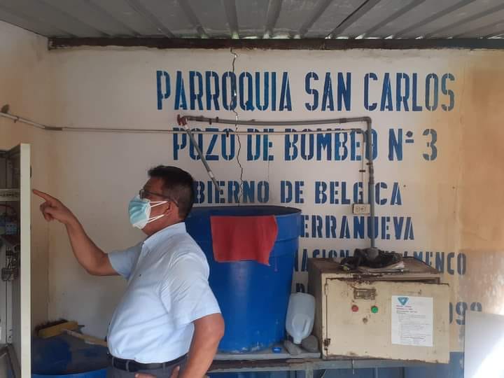INSPECCIONANDO EL FUNCIONAMIENTO DE LA ESTACIÓN DE BOMBEO 3 DE SAN CARLOS.