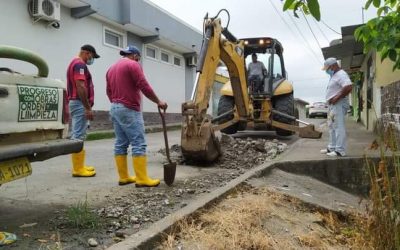 REPARACIÓN DE UNA GUÍA DOMICILIARIA EN LA PARROQUIA NICOLÁS INFANTE.