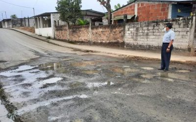 INSPECCIONANDO SECTOR KENNEDY, ANTES DE EJECUTARSE OBRA DE CONSTRUCCIÓN DE SUMIDEROS DE AGUA LLUVIAS.