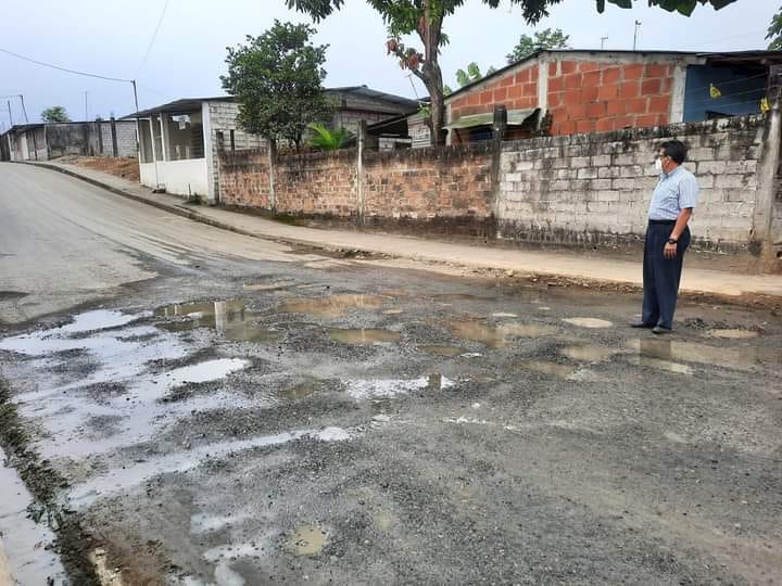 INSPECCIONANDO SECTOR KENNEDY, ANTES DE EJECUTARSE OBRA DE CONSTRUCCIÓN DE SUMIDEROS DE AGUA LLUVIAS.