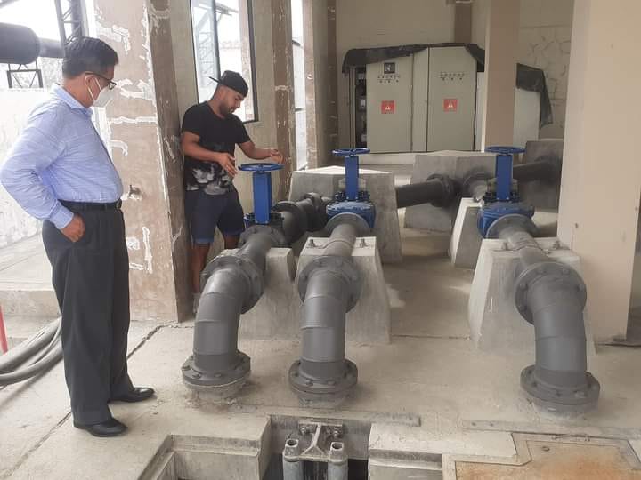 PRINCIPAL DE LA EPMAPAQ SUPERVISA FUNCIONABILIDAD Y OPERATIVIDAD DE LA ESTACIÓN DE BOMBEO No 4 EN SAN CAMILO.