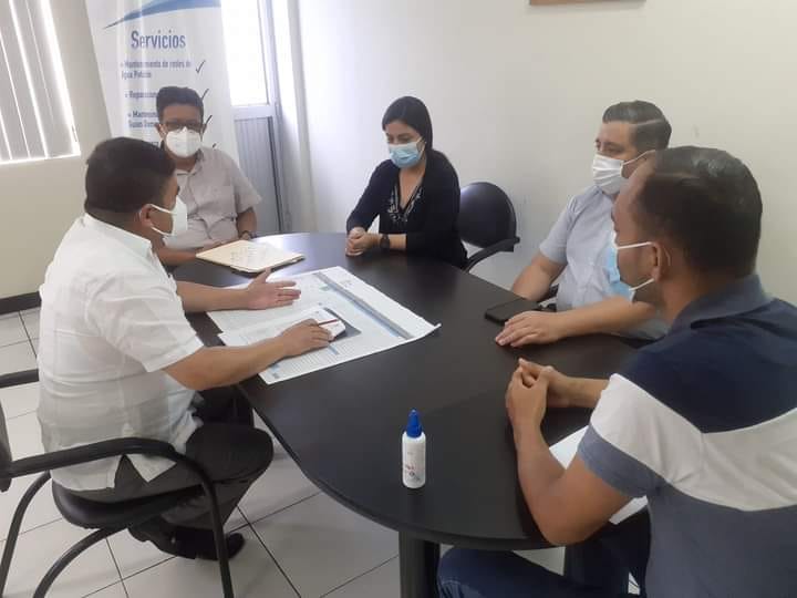 GERENCIA Y ÁREAS FINANCIERA Y COMERCIAL DE LA EPMAPAQ SE REÚNEN CON AGUAS DE VALENCIA PARA FORTALECER ALIANZAS ESTRATÉGICAS.