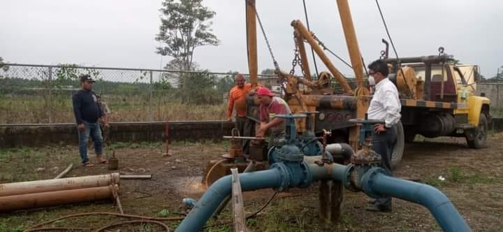 SUPERVISANDO PERSONALMENTE TRABAJOS DE MANTENIMIENTO INTEGRAL EN LA ESTACIÓN DE BOMBEO  NÚMERO 2 DE LA ESPERANZA.