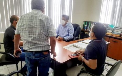 PRINCIPAL DE LA EPMAPAQ ATIENDE PERSONALMENTE A LOS USUARIOS.