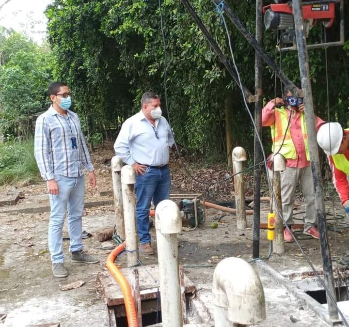 CONTINÚAN TRABAJOS DE DESAZOLVE EN LA PTAR DE LA PARROQUIA LA ESPERANZA.