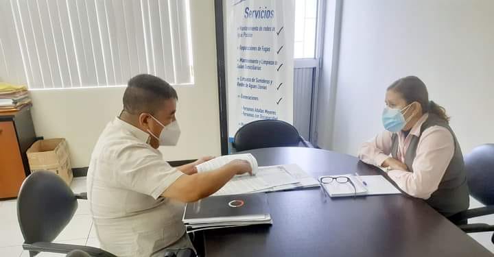 ASESORA JURÍDICA SE REÚNE CON REPRESENTANTE DE AGUAS DE VALENCIA PARA FORTALECER ALIANZAS ESTRATÉGICAS.