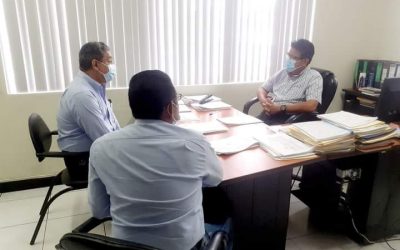 PERSONAL DE ACERO COMERCIAL VISITA AL GERENTE DE LA EPMAPAQ.