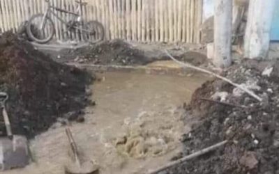 GUÍAS CLANDESTINAS CUASAN PROBLEMAS DE PRESIÓN DE AGUA EN LA PARROQUIA 24 DE MAYO.