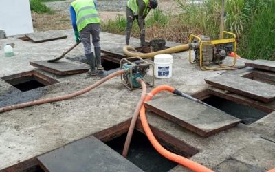 SE REALIZAN TRABAJOS DE DESAZOLVE EN LA PTAR DE LA VICTORIA.