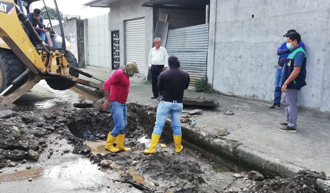 LA EPMAPAQ SIEMPRE A LAS ÓRDENES.