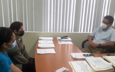 ESTUDIANTES DE LA UNIVERSIDAD ESTATAL DE GUAYAQUIL TERMINAN PASANTÍAS EN LA EPMAPAQ.