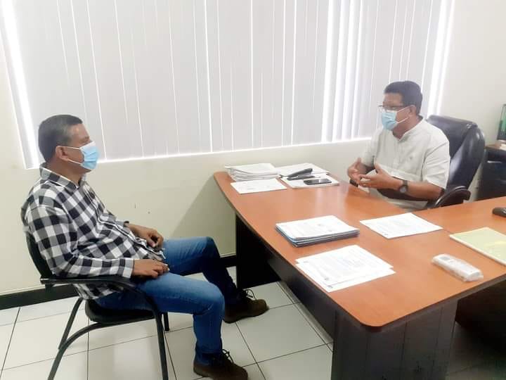 EPMAPAQ Y OOPP DEL MUNICIPIO COORDINAN TRABAJOS DE ALCANTARILLADO PLUVIAL Y SANITARIO EN QUEVEDO .