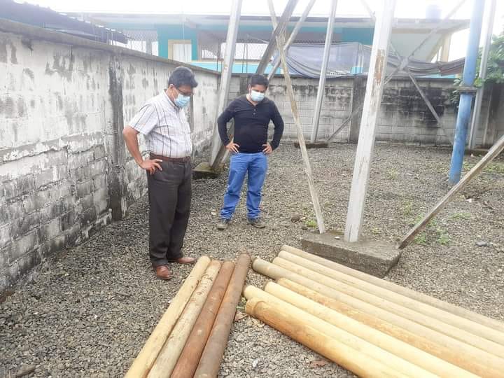 GERENTE DE LA EPMAPAQ SUPERVISA TUBERÍA QUE SE INSTALARÁ EN EL POZO PROFUNDO DE LA PARROQUIA 7 DE OCTUBRE.