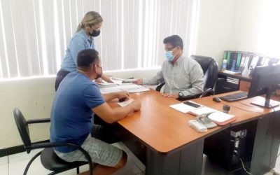 BUSCAR SOLUCIONES A LOS REQUERIMIENTOS CIUDADANOS ES PRIORIDAD DEL GERENTE DE LA EPMAPAQ.
