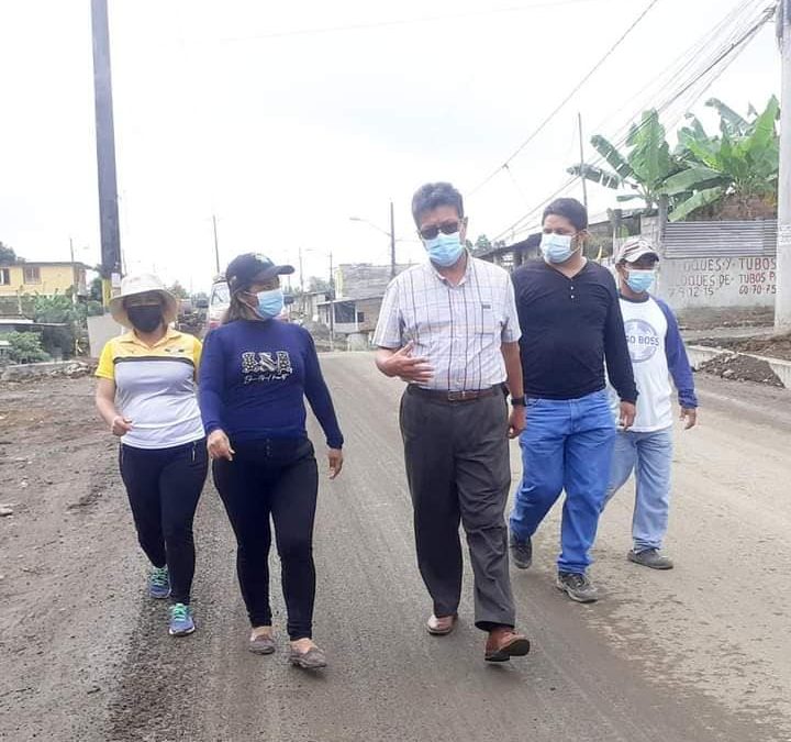 GERENTE DE LA EPMAPAQ COORDINA TRABAJOS DEL SISTEMA DE AGUA POTABLE CON DIRIGENTES DEL SECTOR CIUDAD DEL NORTE.