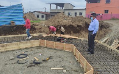 CONSTRUCCIÓN DEL NUEVO POZO DE SAN CARLOS AVANZA CON LA SUPERVISIÓN DEL GERENTE DE LA EPMAPAQ.