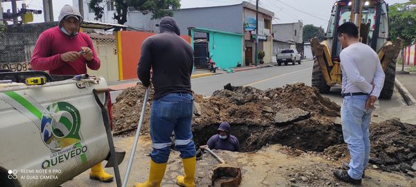 EPMAPAQ SIEMPRE A LAS ÓRDENES.