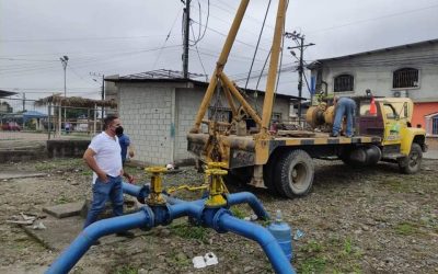 CIUDADELA MI PAÍS RECIBE AGUA A TRAVÉS DEL TANQUERO MUNICIPAL POR TRABAJOS DE MANTENIMIENTO EN SU POZO PROFUNDO