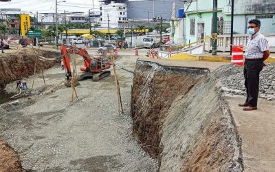 PERMANENTEMENTE EL PRINCIPAL DE LA EPMAPAQ SUPERVISA TRABAJOS EN EL PUENTE A DESNIVEL Y PASO DEPRIMIDO DE LA AVENIDA WALTER ANDRADE