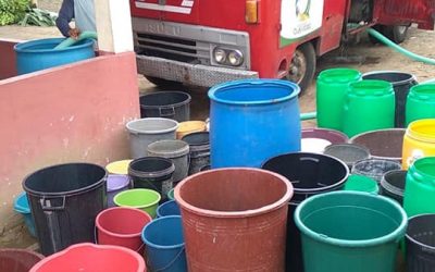 TANQUERO MUNICIPAL SIGUE ENTREGANDO AGUA EN EL RECINTO SELVA ALEGRE DE LA PARROQUIA SAN CARLOS Y LA FAVELA DE LA PARROQUIA SAN CRISTÓBAL