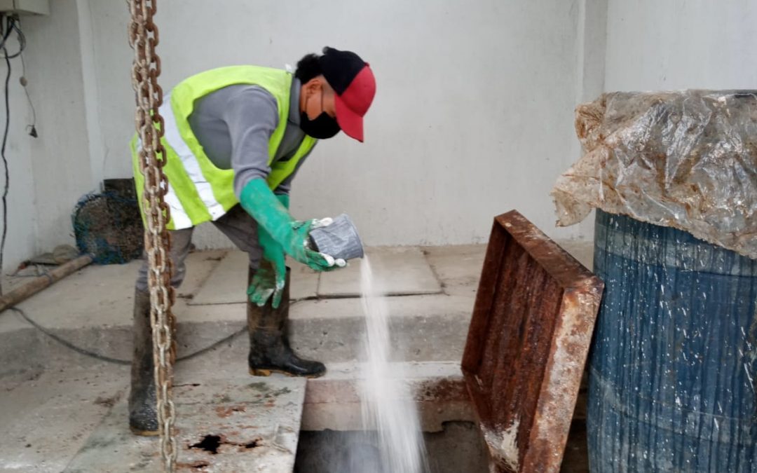 SE REALIZAN TRABAJOS DE MANTENIMIENTO A LAS PLANTAS DE TRATAMIENTO DE AGUAS RESIDUALES DE QUEVEDO.