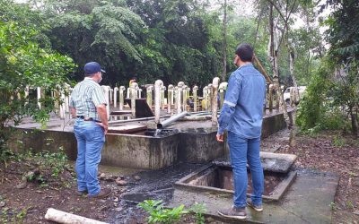 LA EPMAPAQ REALIZA EL DESAZOLVE EN LA PLANTA DE TRATAMIENTO DE AGUAS RESIDUALES DE LA PARROQUIA LA ESPERANZA.