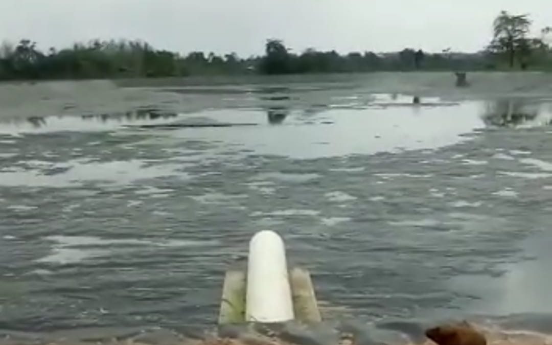 LAS AGUAS RESIDUALES DE QUEVEDO YA  LLEGAN A LAS LAGUNAS DE OXIDACIÓN