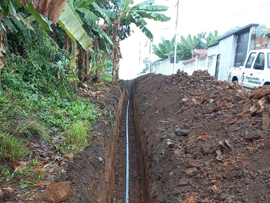 CONTINÚA LA EXTENSIÓN DE REDES DE AGUA POTABLE EN LA REVOLUCIÓN CIUDADANA.
