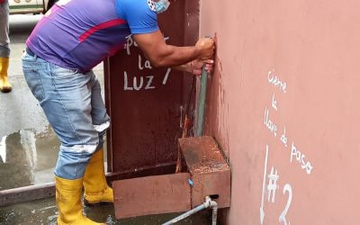 LA EPMAPAQ REALIZA TRABAJOS DE MANTENIMIENTO DE GUÍA DOMICILIARIA.