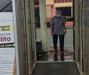 CONTINÚA EL PUNTO DE DESINFECCIÓN EN LA EPMAPAQ