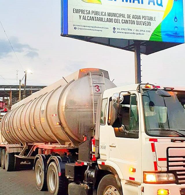 ANOCHE LLEGÓ EL SULFATO DE ALUMINIO A LA EPMAPAQ PARA CONTINUAR CON LA POTABILIZACIÓN DEL AGUA.