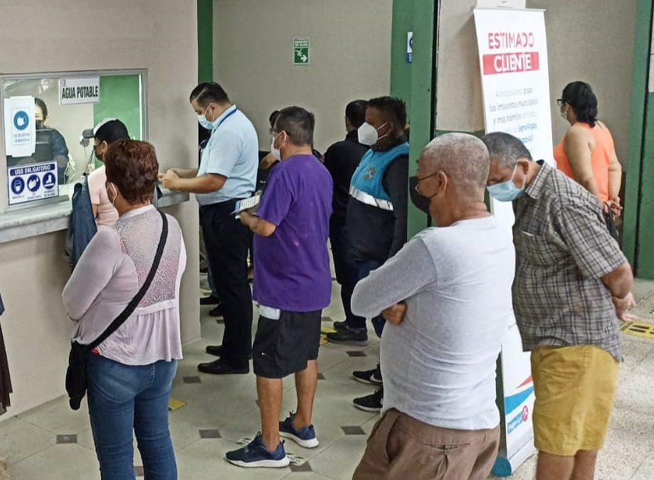 VENTANILLA DE COBRO EN EL MUNICIPIO DEL CENTRO .