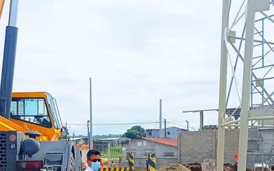 GERENTE DE LA EPMAPAQ SUPERVISÓ LOS TRABAJOS DE INSTALACIÓN DEL NUEVO TANQUE ELEVADO EN SAN CARLOS .