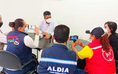 PERIODISTAS DE QUEVEDO ENTREVISTAN AL GERENTE DE LA EPMAPAQ SOBRE TEMAS DE INTERÉS CIUDADANO