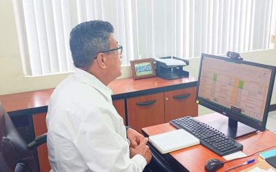 GERENTE DE LA EPMAPAQ SE REÚNE VIA ZOOM CON BDE.
