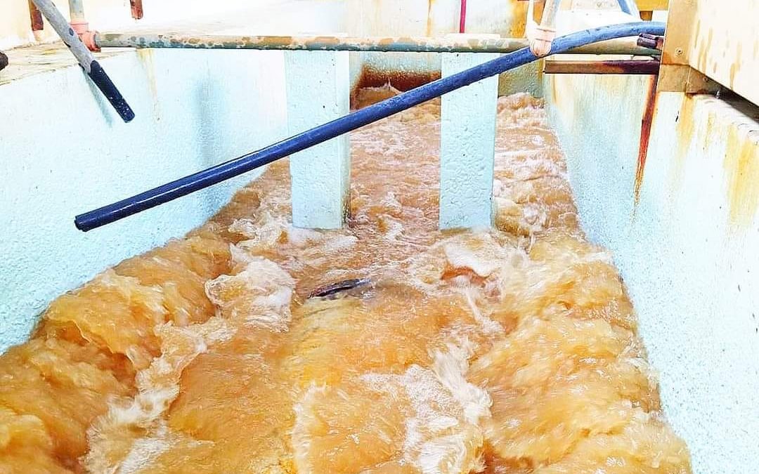 SE CIERRA TEMPORALMENTE LA ENTRADA DE AGUA DESDE LA ZONA DE CAPTACIÓN.