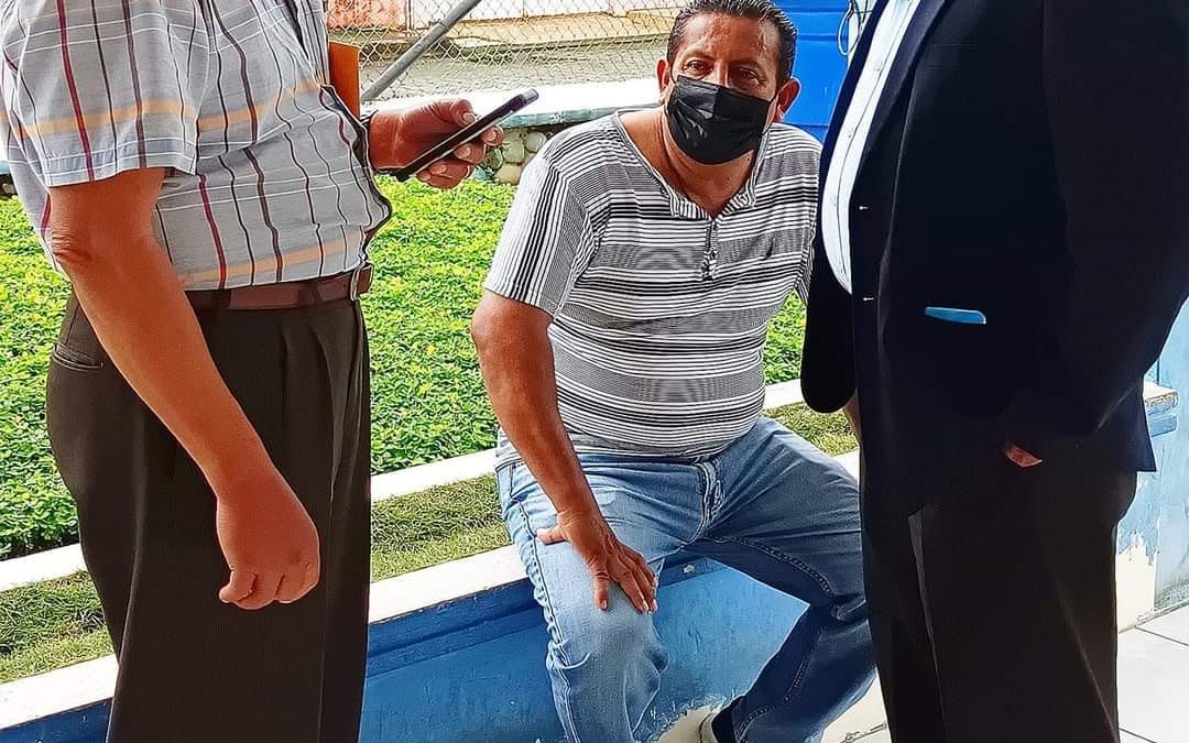ATENDER AL USUARIO PERSONALMENTE ES PRIORIDAD PARA EL GERENTE GENERAL DE LA EPMAPAQ.