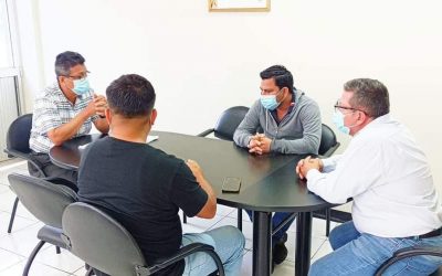 GERENTE GENERAL DE LA EPMAPAQ SE REÚNE CON SU EQUIPO TÉCNICO.
