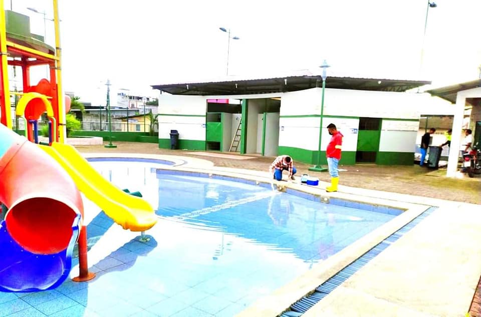 PARQUE ACUÁTICO Y PISCINA MUNICIPAL LISTAS PARA. BAÑISTAS EN ESTE FERIADO.