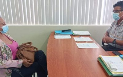 GERENTE GENERAL DE LA EPMAPAQ ATIENDE PERSONALMENTE A USUARIOS .
