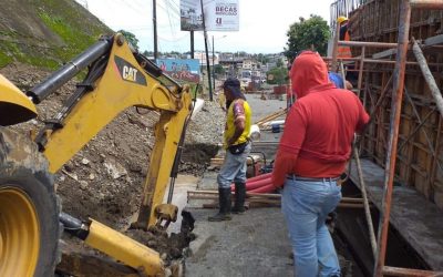 POR TRABAJOS DE INTERCONEXIÓN SE SUSPENDE TEMPORALMENTE EL SERVICIO DE AGUA EN VARIOS SECTORES DE LA ZONA ALTA .