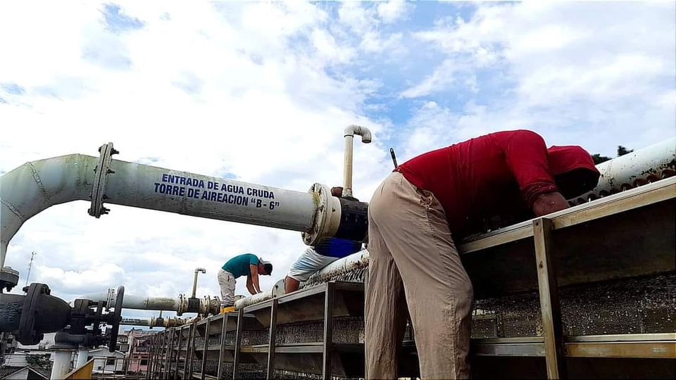 EL MANTENIMIENTO DE LAS DIFERENTES INSTALCIONES Y SEGMENTOS DE LA PLANTA DE TRATAMIENTO DE AGUA ES PERMANENTE.
