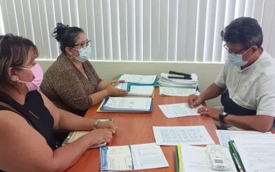 MORADORAS DE LA 15 DE NOVIEMBRE SON ATENDIDAS POR EL GERENTE DE LA EPMAPAQ EN SU PEDIDO