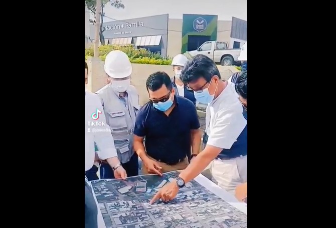 ALCALDE DE QUEVEDO RECORRIÓ OBRAS JUNTO AL GERENTE DE LA EPMAPAQ Y FUNCIONARIOS